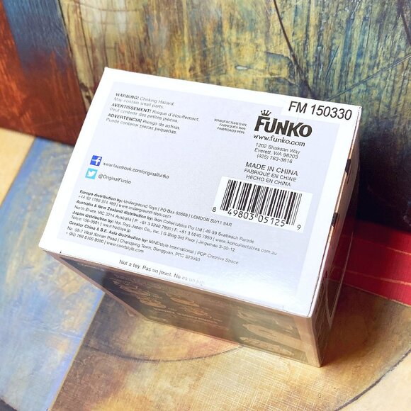 [NEW] Funko Pop Television #230 Battlestar Galactica Commander Adama Collectible - Picture 8 of 8